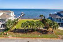 Lakefront Property for sale in Santa Rosa County, Florida