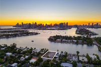 Lakefront Property for sale in Miami-Dade County, Florida