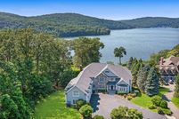 Lakefront Property for sale in Fairfield County, Connecticut