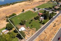 Lakefront Property for sale in Umatilla County, Oregon