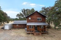 Lakefront Property for sale in Jackson County, Oregon