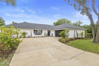 Lakefront Property for sale in Volusia County, Florida