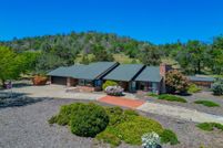 House for sale in Siskiyou County, California