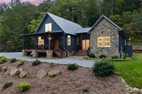 Lakefront Property for sale in Oconee County, South Carolina
