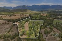 Land for sale in Josephine County, Oregon
