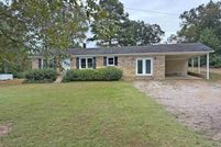 House for sale in Hardin County, Tennessee