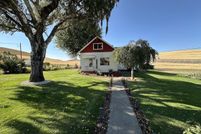 House for sale in Whitman County, Washington