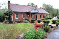 House for sale in Chester County, Tennessee