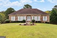 Lakefront Property for sale in Fayette County, Georgia