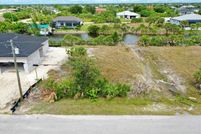 Lakefront Property for sale in Charlotte County, Florida