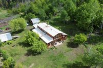 Lakefront Property for sale in Stevens County, Washington