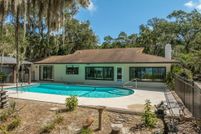 Lakefront Property for sale in Franklin County, Florida