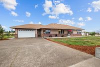 House for sale in Marion County, Oregon