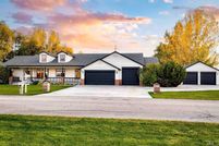 House for sale in Canyon County, Idaho