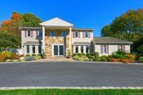 House for sale in Suffolk County, New York