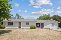 House for sale in Tulare County, California