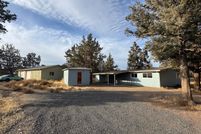 House for sale in Deschutes County, Oregon