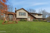 House for sale in Wayne County, Pennsylvania