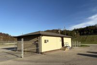 House for sale in Breathitt County, Kentucky