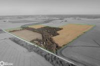 Land for sale in Linn County, Iowa