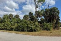 Land for sale in Charlotte County, Florida