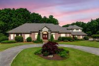 Lakefront Property for sale in Bartow County, Georgia