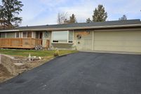 House for sale in Jefferson County, Oregon