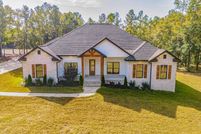 Lakefront Property for sale in Santa Rosa County, Florida