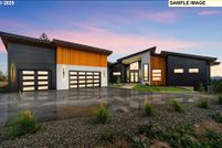 House for sale in Clackamas County, Oregon