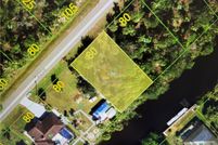 Land for sale in Charlotte County, Florida