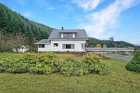 House for sale in Columbia County, Oregon