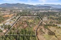 Land for sale in Josephine County, Oregon