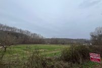 Homesite for sale in Wayne County, Tennessee