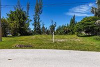Homesite for sale in Lee County, Florida