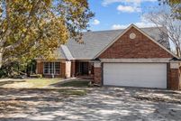 House for sale in Ellis County, Texas