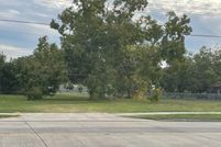 Land for sale in Lafayette Parish, Louisiana