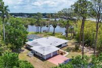Lakefront Property for sale in Manatee County, Florida