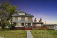 Land for sale in Henry County, Iowa