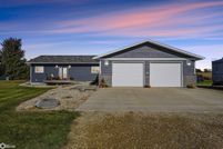 House for sale in Marshall County, Iowa