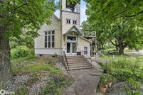 Land for sale in Washington County, Iowa