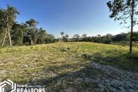 Land for sale in Henry County, Iowa