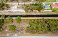 Homesite for sale in Lee County, Florida