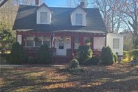 House for sale in Lancaster County, Virginia