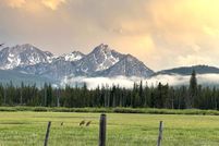 Lakefront Property for sale in Custer County, Idaho