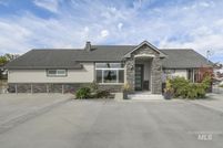 House for sale in Canyon County, Idaho