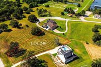 Homesite for sale in Henderson County, Texas