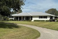 Lakefront Property for sale in Highlands County, Florida