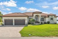 Lakefront Property for sale in Polk County, Florida