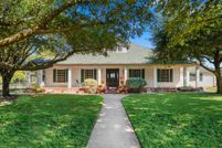 House for sale in Ellis County, Texas