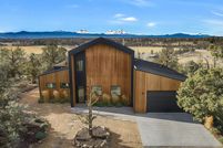 House for sale in Deschutes County, Oregon